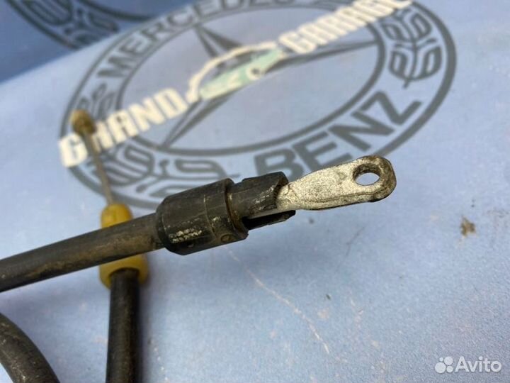 Трос ручника передний Mercedes-Benz E-Class W210