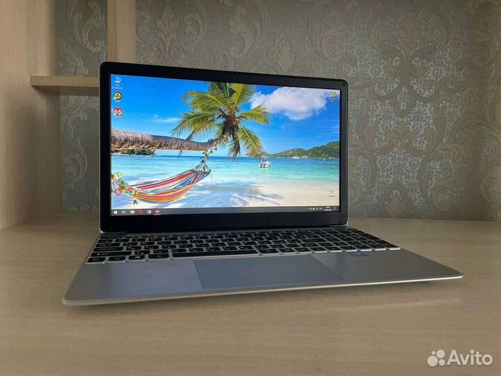 Новый ноутбук 15.6 Full HD / 8Гб DDR4 / SSD 256 Гб