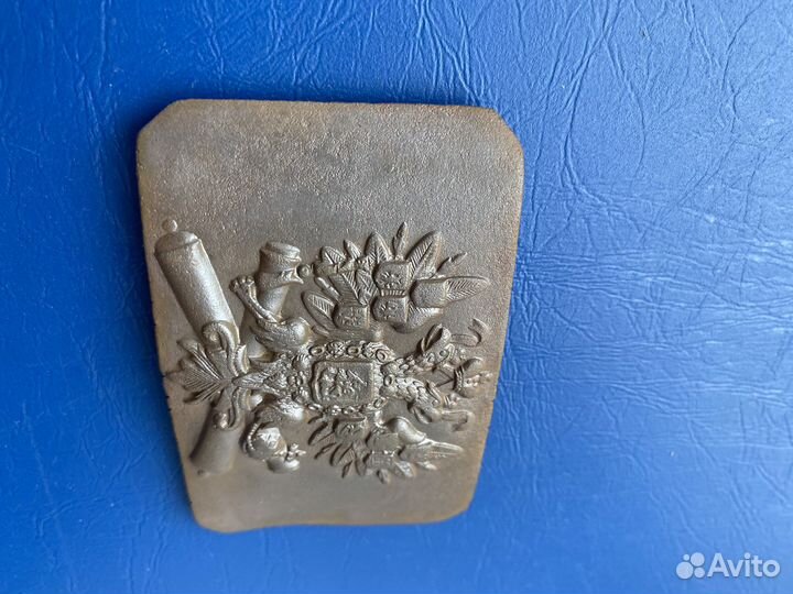 Пряжка орел на пушках