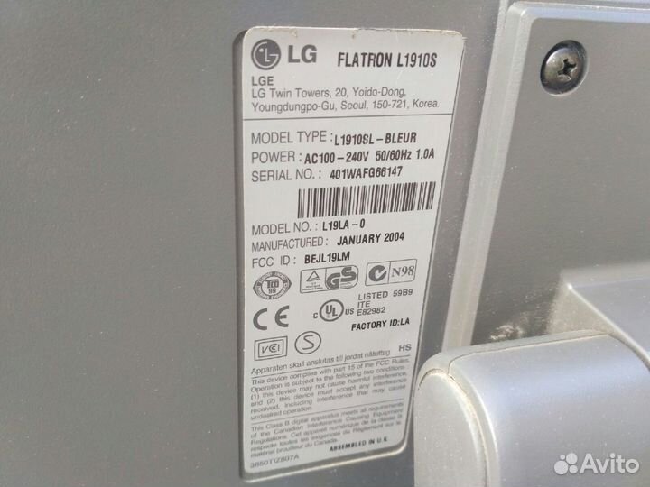 Монитор LG flatron L1910S