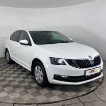 Skoda Octavia 1.6 MT, 2018, 112 011 км, с пробегом, цена 1 575 000 руб.