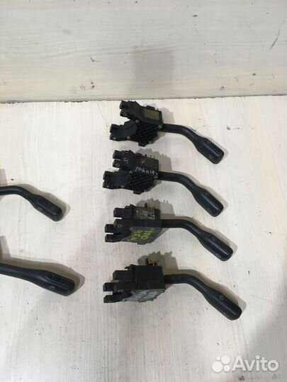 Переключатель подрулевой поворотов Ауди 100 С4