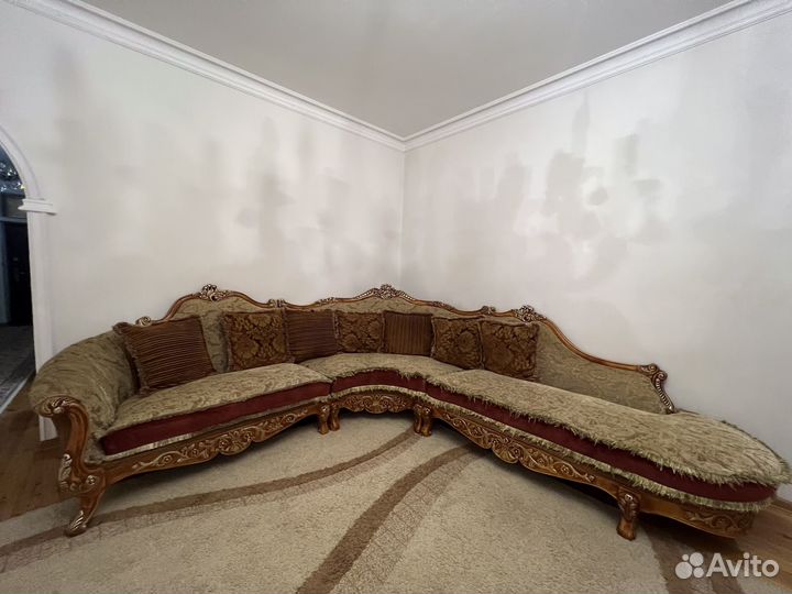 Угловой диван