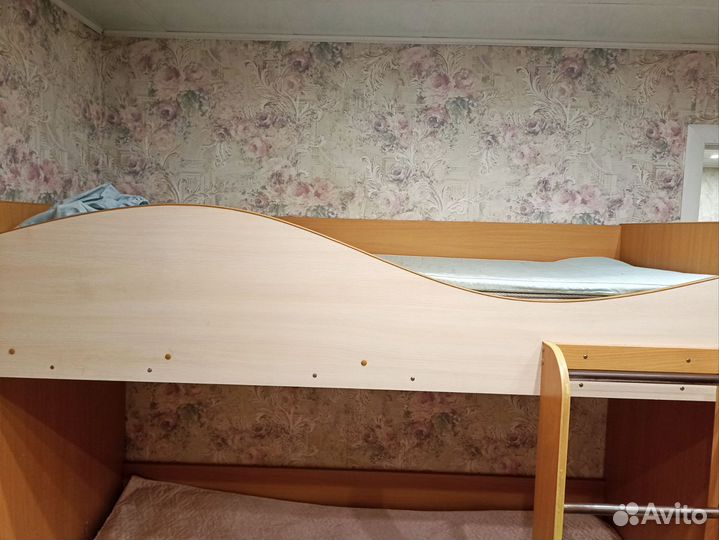 Двухъярусная кровать бу