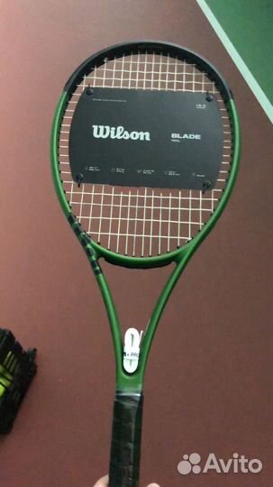 Ракетка wilson blade v8 101, вес 274 грамма