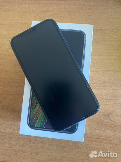 iPhone Xs, 64 ГБ