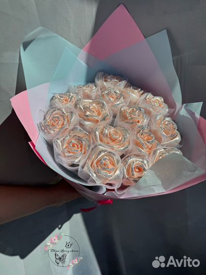 Букеты из атласных лент, ручная работа