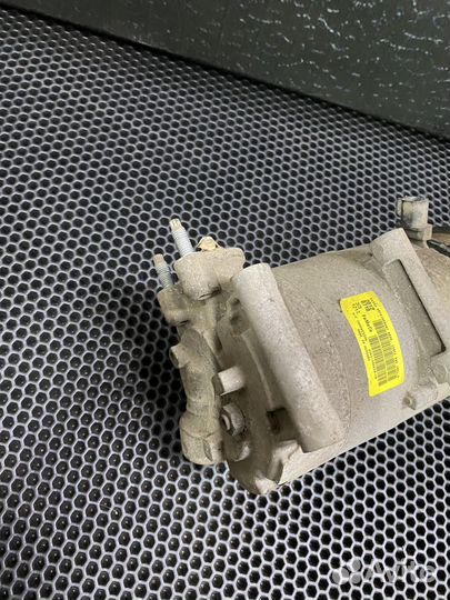 Компрессор кондиционера Ford focus 3 1.6