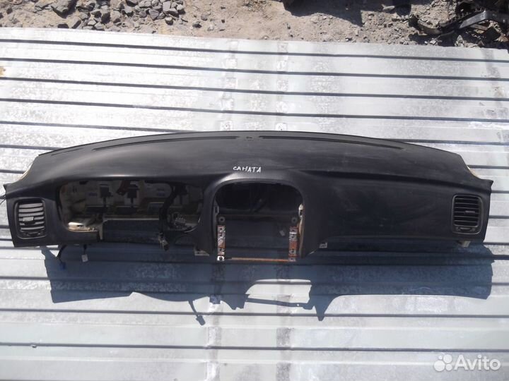 Торпедо Hyundai Sonata EF