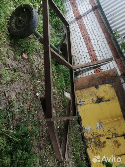 Прицеп тракторный