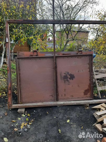 Ворота гаражные металлические бу