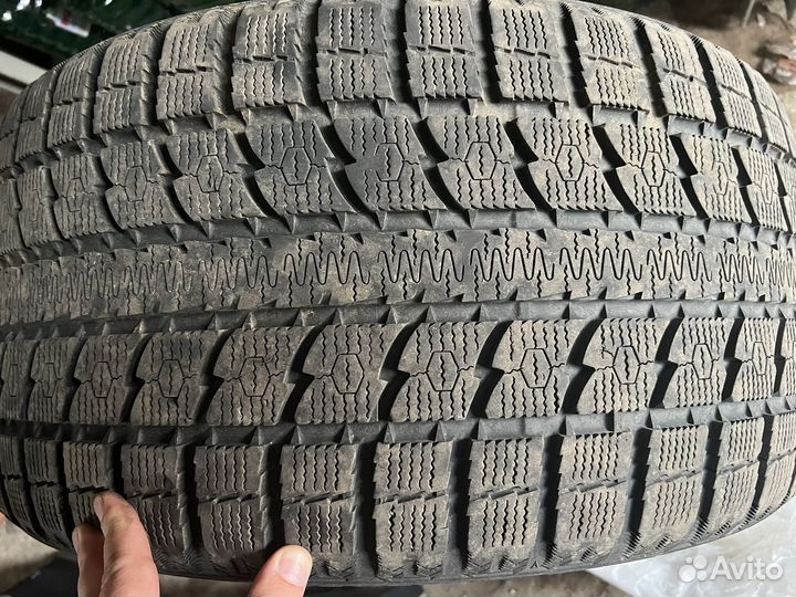 Toyo Observe GSi-5 275/40 R20 и 315/35 R20 120H