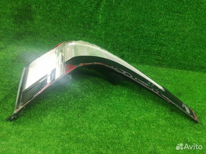 Фонарь задний правый Volvo XC60 2 31420432