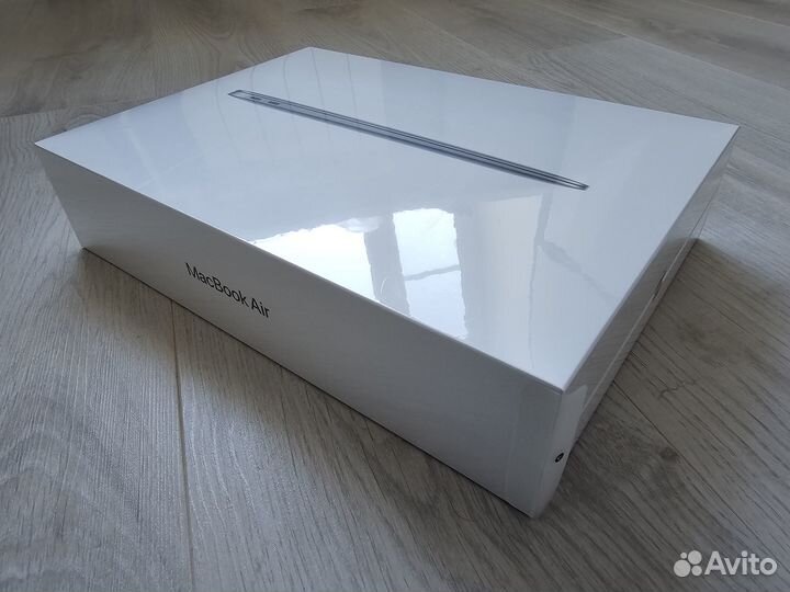 Ноутбук Apple MacBook Air 13 M1/8Gb/256Gb