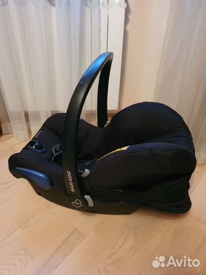 Автокресло Maxi-Cosi