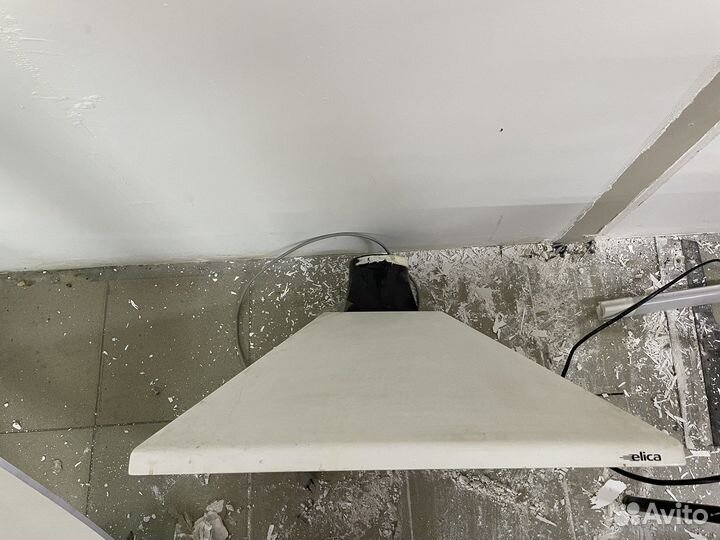 Вытяжка для кухни 60 см