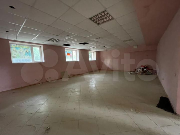Торговое помещение, 106.8 м²