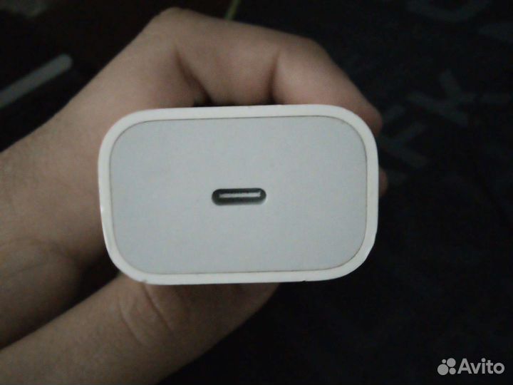 Блок питания на iPhone