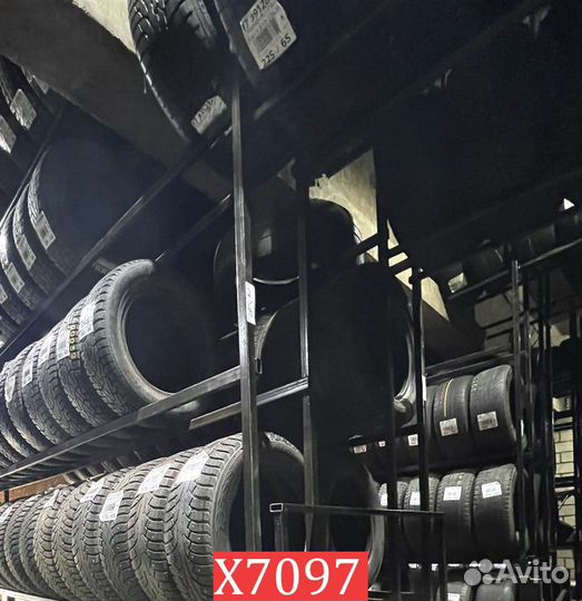 Toyo Observe Garit GIZ 215/55 R17 N