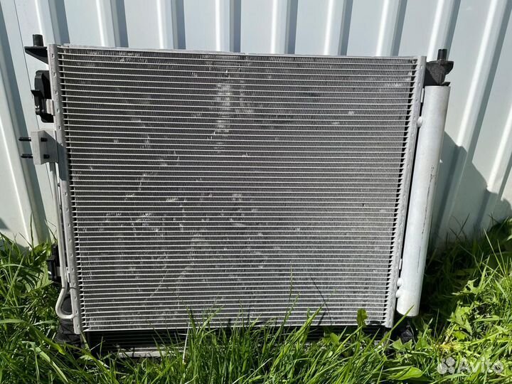 Радиатор охлаждения двигателя Hyundai Santa Fe IV