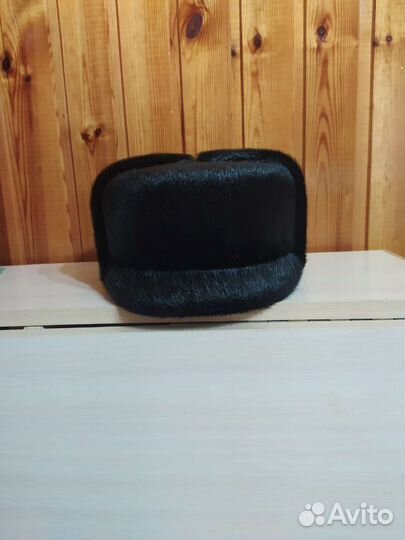 Мужская зимняя шапка