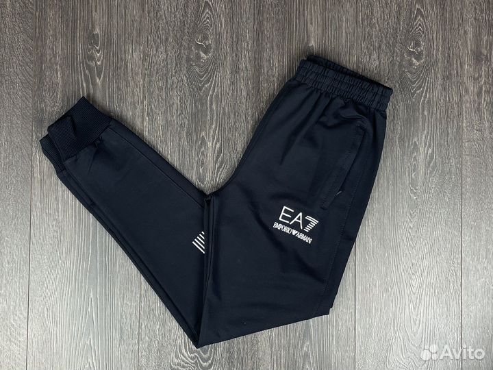 Спортивный костюм Emporio Armani