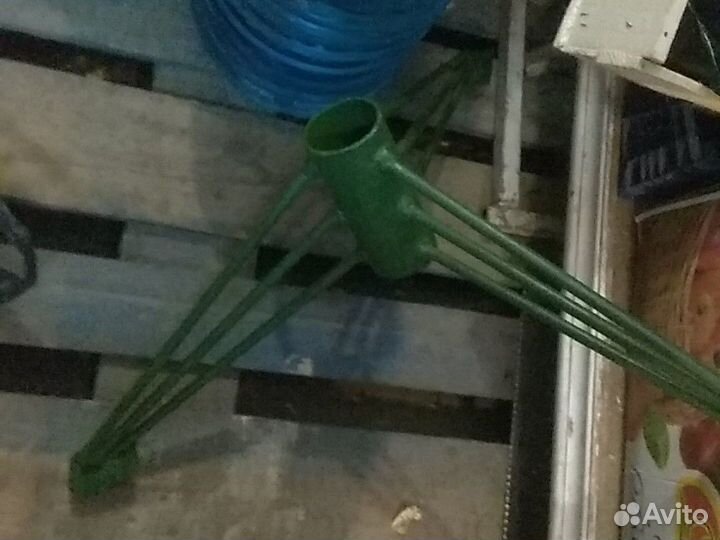 Подставка для елки, ёлочная подставка