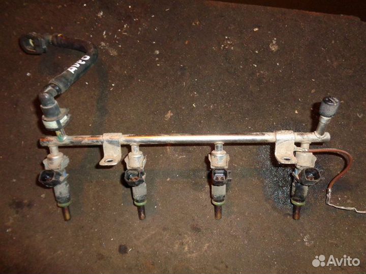 Топливная рампа Chevrolet Aveo T300 F16D4 2012