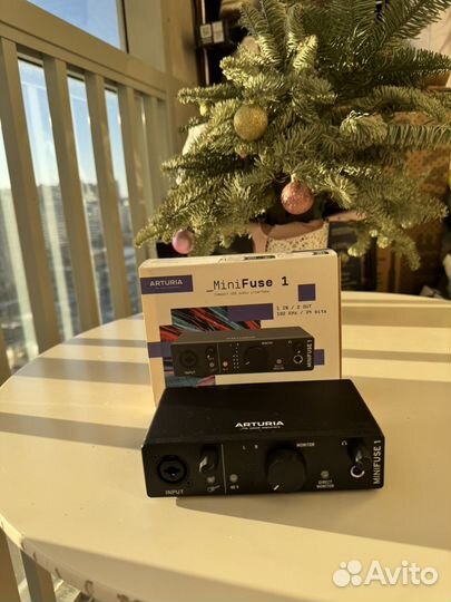 Звуковая карта arturia minifuse 1