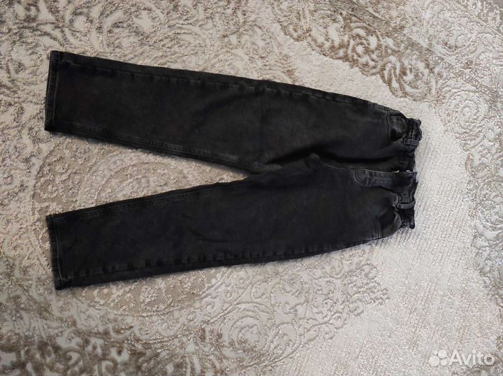 Джинсы чёрные