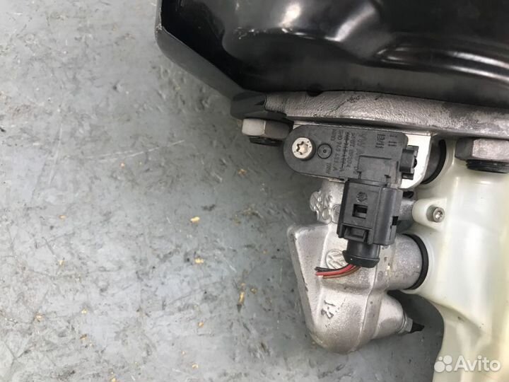 Вакуумный усилитель тормозов Volkswagen Passat