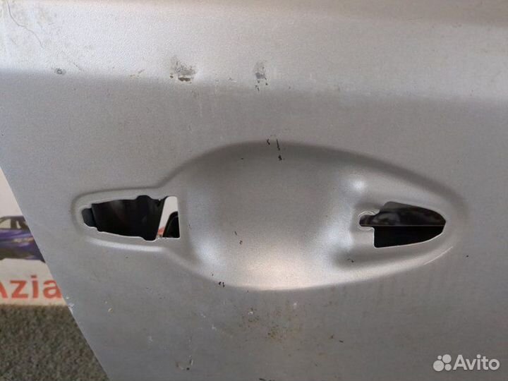 Дверь боковая передняя правая Toyota Auris 2