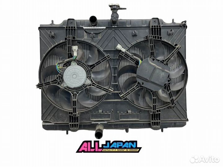 Радиатор охлаждения двигателя Nissan X-Trail TNT31