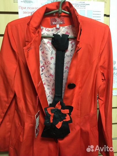 Плащ женский новый