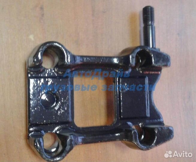 Опорная пластина рессоры бпв правая с кронштейном