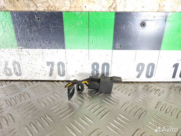 Реле Daihatsu Atrai 7