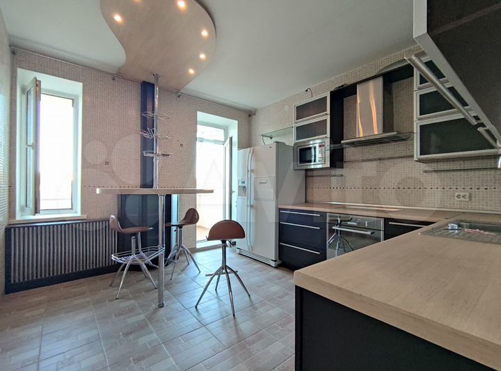 3-к. квартира, 92,8 м², 5/12 эт.