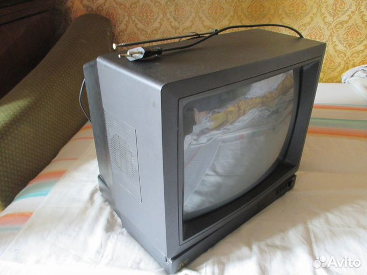 Телевизор JVC C-140EE