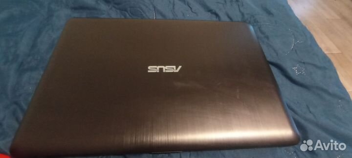 Ноутбук asus