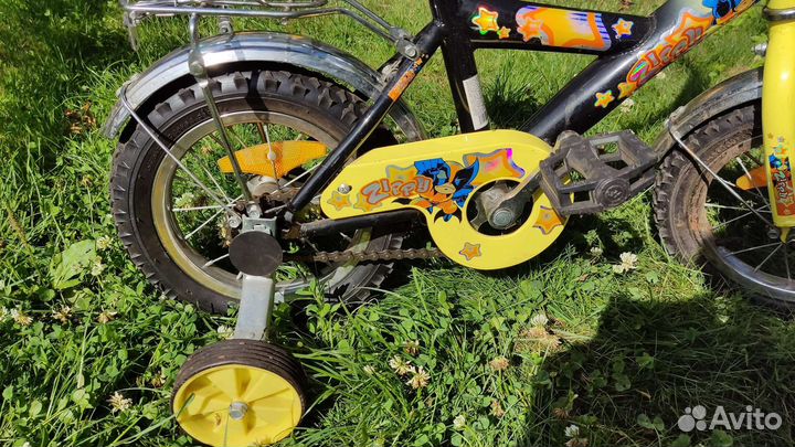 Детский велосипед 12