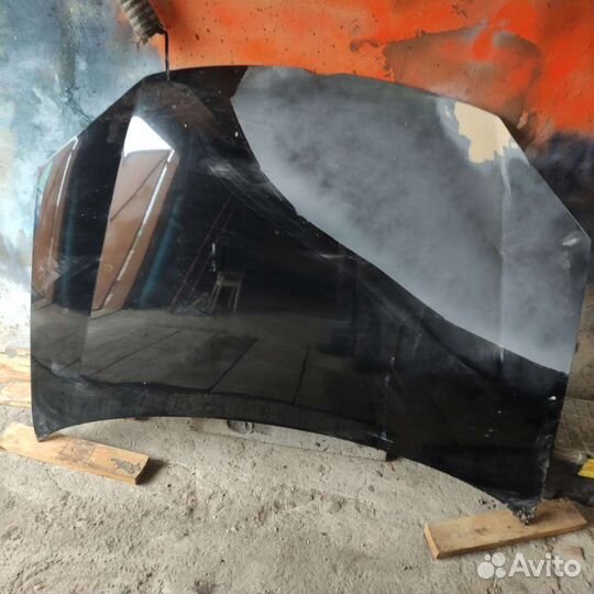 Volkswagen jetta 5 капот