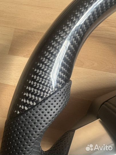 Руль анатомия/карбон Land Cruiser 300/200/150