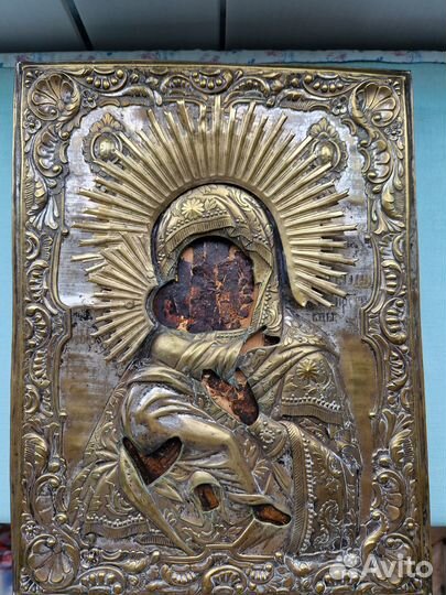 Старинная Владимирская икона 19 век в окладе