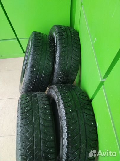 Bridgestone Ice Cruiser 7000 205/60 R16