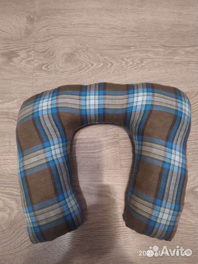 Подушка дорожная