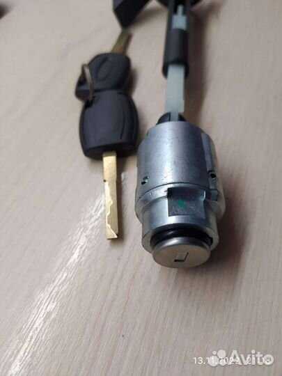 Замок капота форд фокус 2