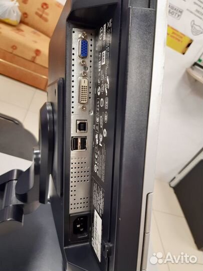 ЖК монитор трансформер HP L1750 с USB хабом