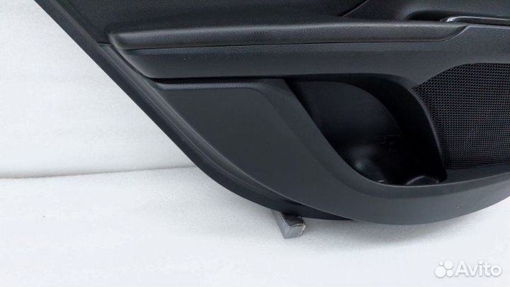 Б/У Обшивка двери Состояние хорошее, оригинал