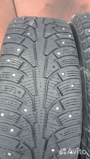 Nokian Tyres Hakkapeliitta 5 SUV 215/65 R16 94T