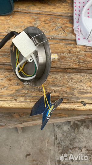 Светильник встраиваемый